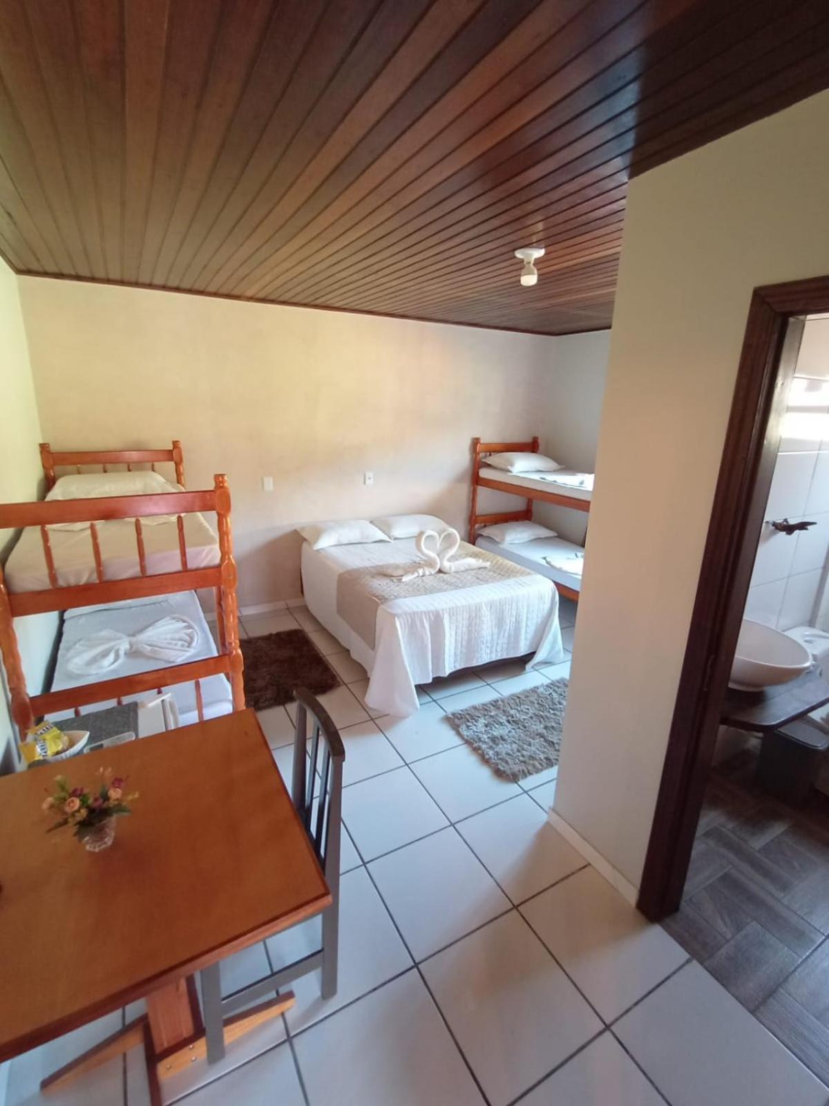Pousada Vo Lica Com Piscina Penha  Exteriér fotografie