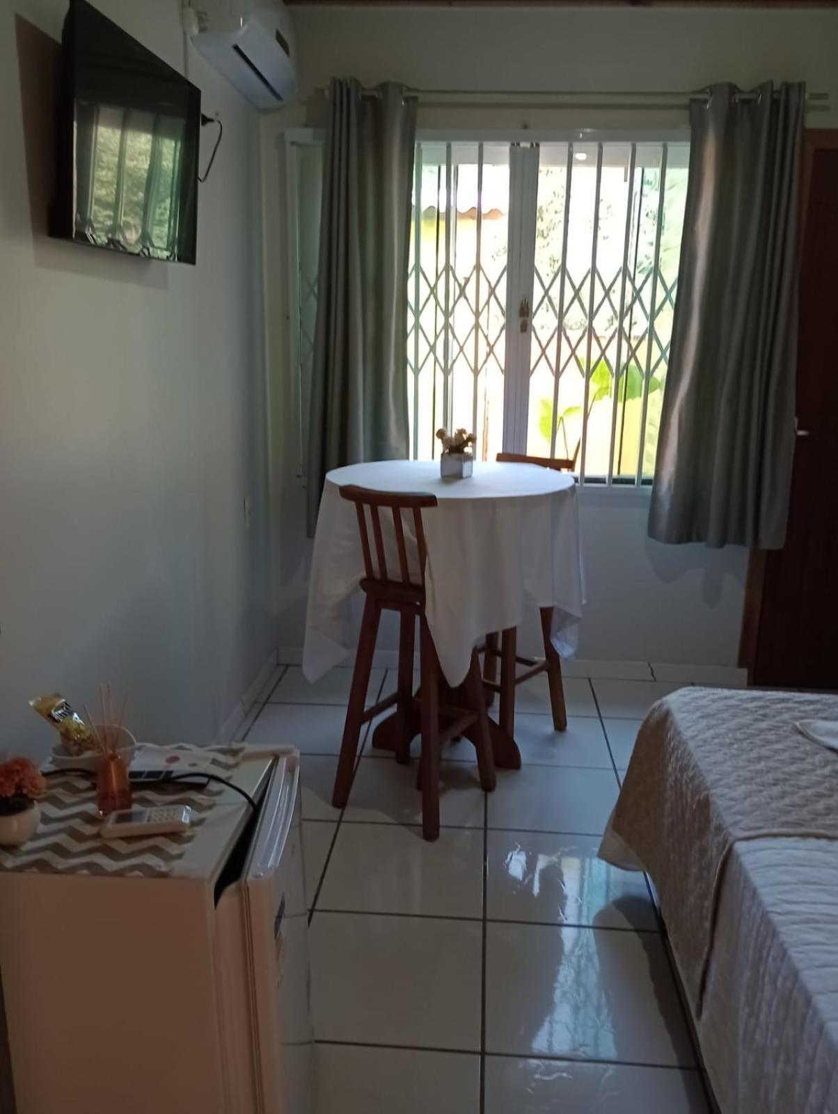 Pousada Vo Lica Com Piscina Penha  Exteriér fotografie